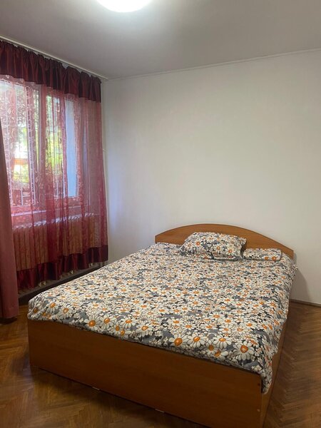 Dristor, metrou, vanzare apartament 3 camere,